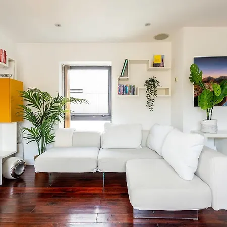 Apartment Modern Tower Hill Penthouse London