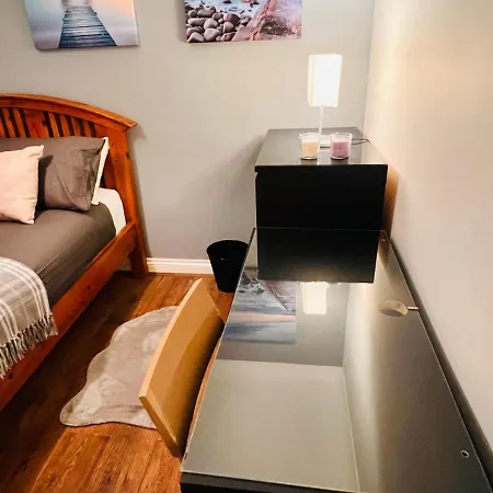 42i Premium Exactly Like The Photos Guest house *
