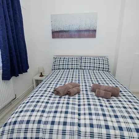 Near Shoreditch Homestay London