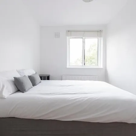 Modern Luxury By Mile End *
