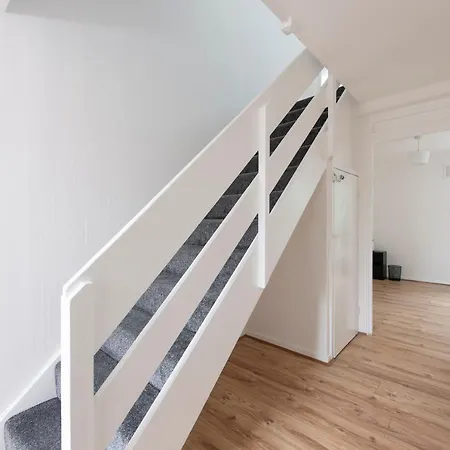 Apartment Modern Luxury By Mile End London