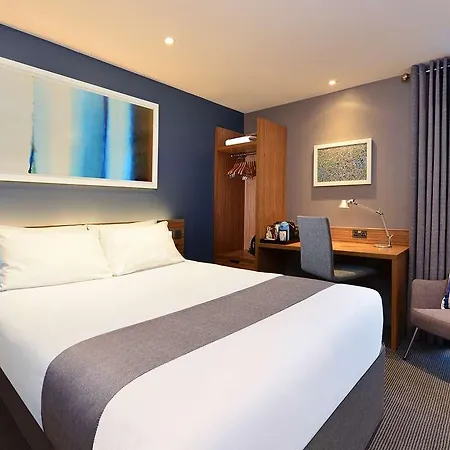 Hotel Travelodge Road 3*