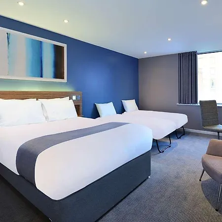 Travelodge Road 3*