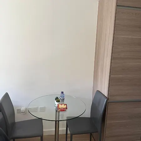 Apartment Luxury One Bedroom London