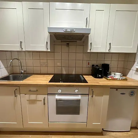 Premium Studio Flat 05 Near Tower Bridge