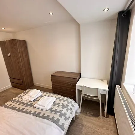 Double And Single In Bromley By Bow