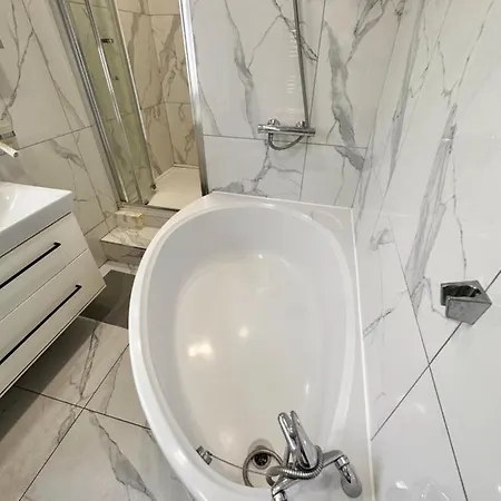 Double And Single In Bromley By Bow Guest house