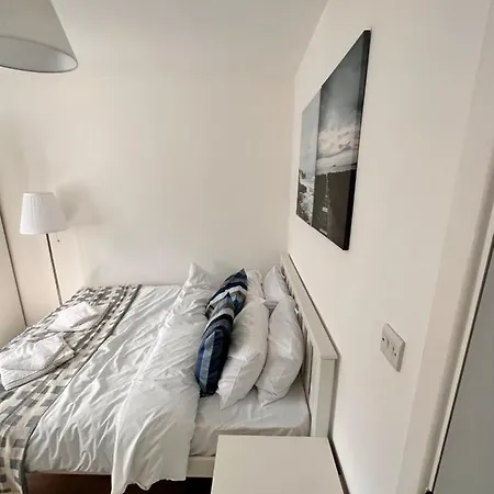 Double And Single In Bromley By Bow London
