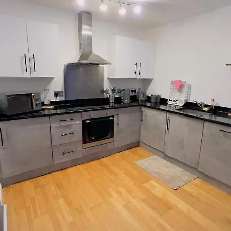 Charming 1-bedroom In Woolwich London