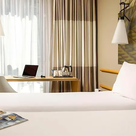 Ibis Canning Town London