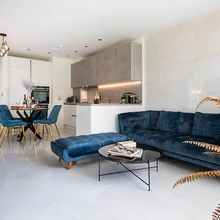 White Marble Tranquility, Park Side Life *