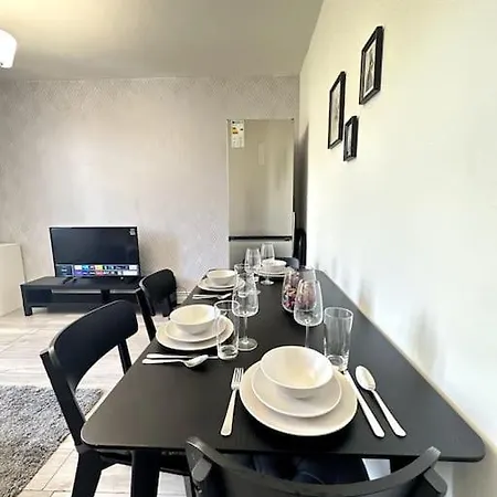 Stunning 2-bed Near London. * London
