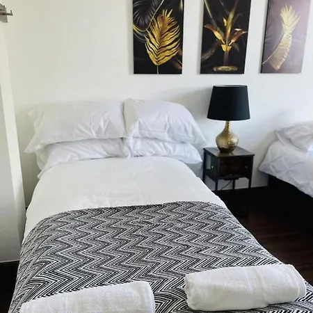 Bow Apartment *