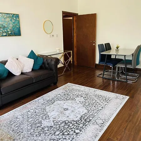 Bow Apartment *