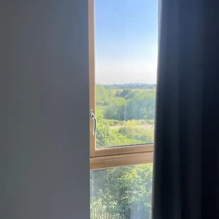 Holiday home Contemporary Haven: 4-bed House In Dagenham