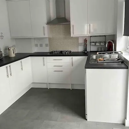 Holiday home Beautiful Share 7 Of Double Bedroom House With Private Bathroom And Toilets Bexleyheath