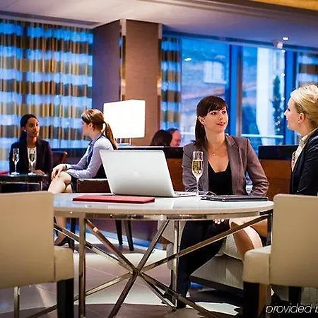 Marriott Executive London, Canary Wharf Hotel 5*