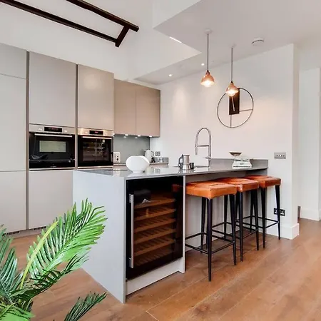 Apartmán The Borough Collection Near Bridge And Borough Market Londýn