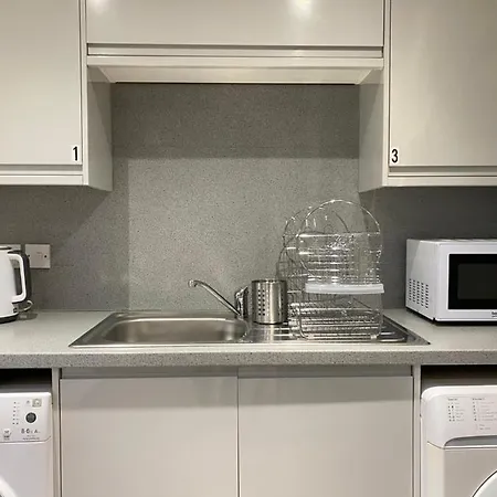 Cozy En-suite Near Stratford * London
