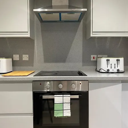 Cozy En-suite Near Stratford * London