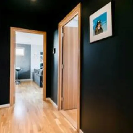 Pass The Keys Boutique Flat Near Tower Bridge And Tube London