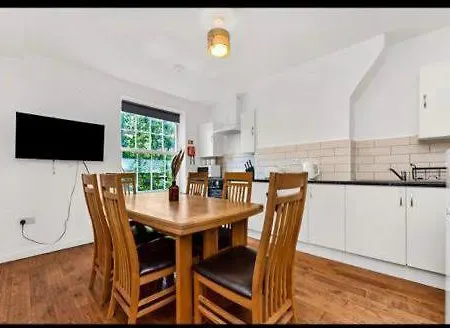 London City Apartment London