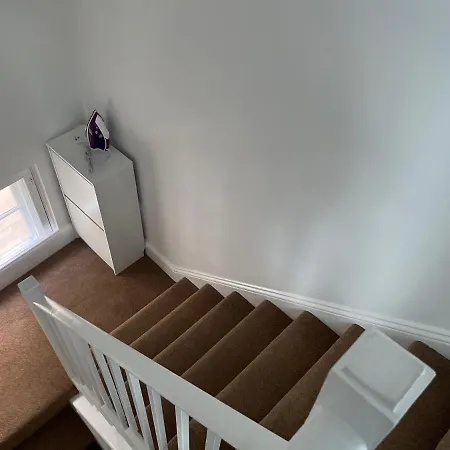 1 Bed With Roof Terrace Apartment