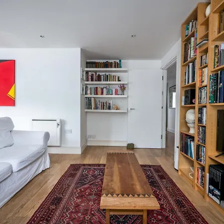 Cosy And Spacious Flat Near Bridge Appartement *