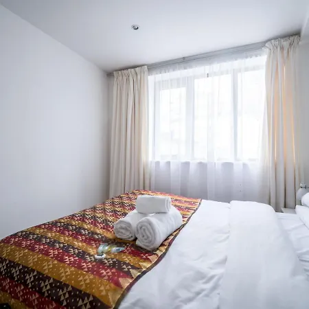 Appartement Cosy And Spacious Flat Near Bridge Londres