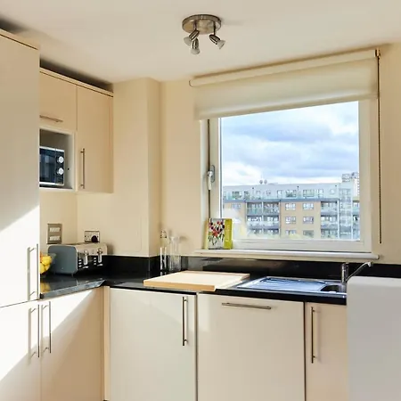 The Weavers Field Place - Classy 3bdr Flat With Terrace Londres