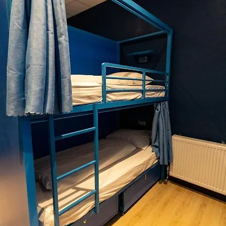 Hostelle - Women Only Hostel