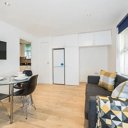 Affordable 1 Bed In Southwark Apartment *