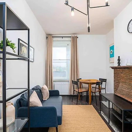Apartment Cosy 2 Bed Flat In East
