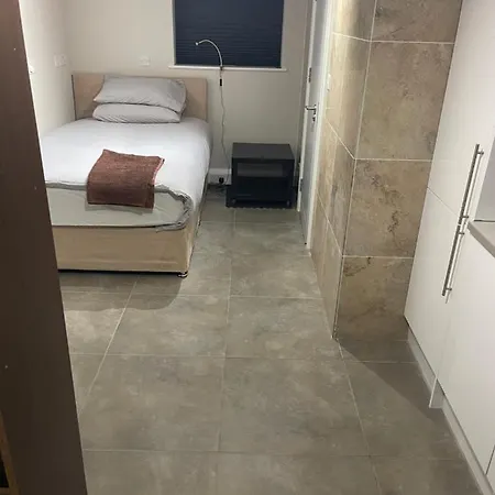 50a Green Lane Guest house