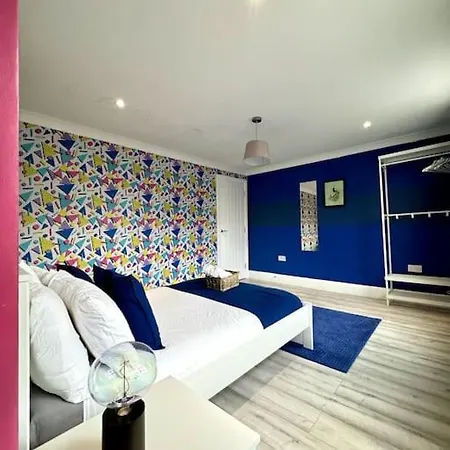 The Hidden Gem *2-bed Apt* Apartment