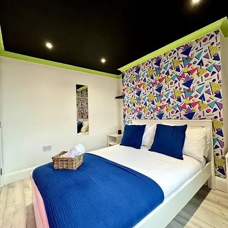 The Hidden Gem *2-bed Apt*