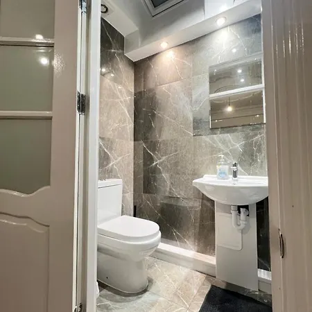 Guest house Stayeasy En-suite *