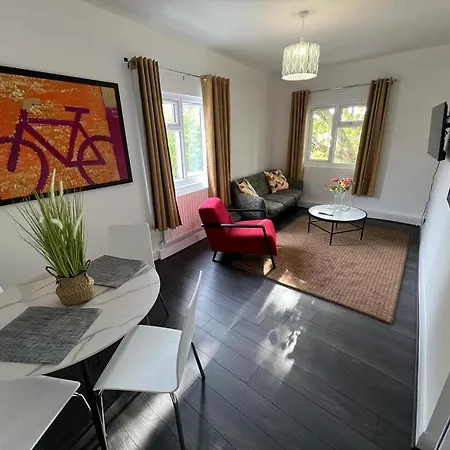 Cozy 2 Bedroom Flat Tower Bridge / Bermondsey * London