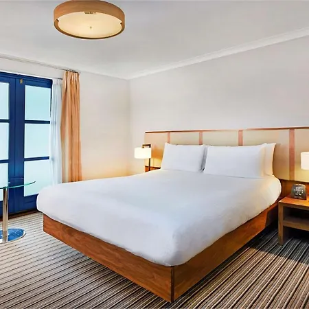 Doubletree By Hilton - Docklands Riverside Hotel 4*