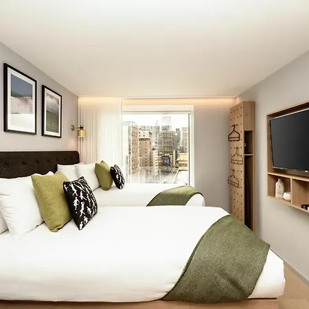 Wilde Aldgate Tower Bridge 4*