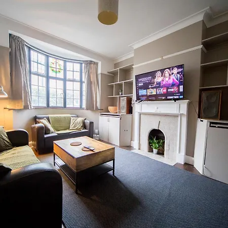 Fabulous Camberwell Z2 * London