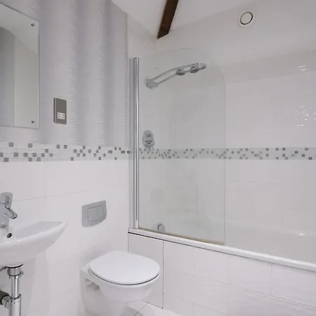 Luxury 10,000 Sq Ft 7-bed Mansion With Indoor Pool Villa Sidcup