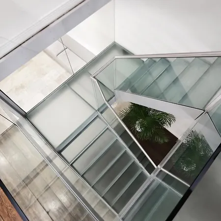 Luxury 10,000 Sq Ft 7-bed Mansion With Indoor Pool