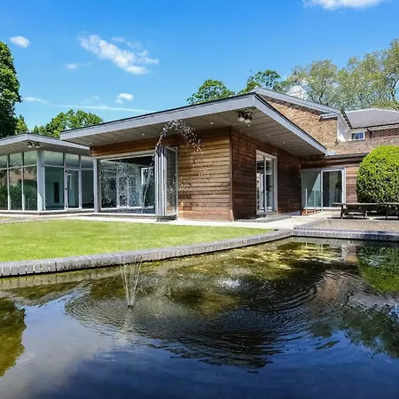 Luxury 10,000 Sq Ft 7-bed Mansion With Indoor Pool * Sidcup