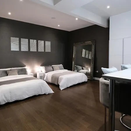 Luxury 10,000 Sq Ft 7-bed Mansion With Indoor Pool Villa *