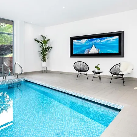 Luxury 10,000 Sq Ft 7-bed Mansion With Indoor Pool Sidcup