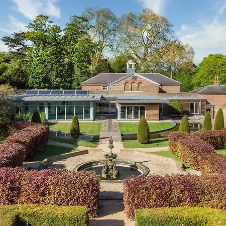 Luxury 10,000 Sq Ft 7-bed Mansion With Indoor Pool * Sidcup