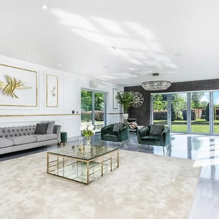 Luxury 10,000 Sq Ft 7-bed Mansion With Indoor Pool