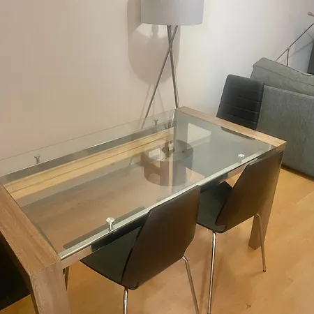 Entire 2 Bedroom House In Hackney * Londres