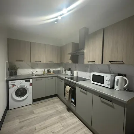 P Williams Catford